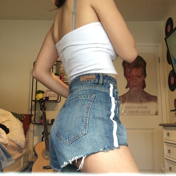 jean shorts 💓 - Picture 3 of 3